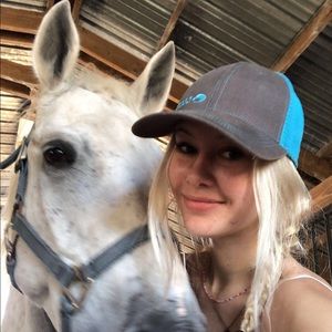 Meet your Posher, Allison